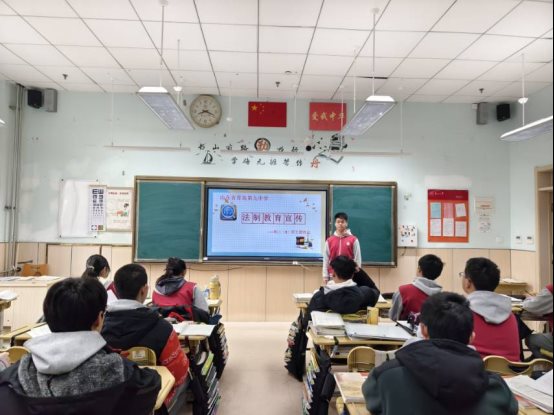 杨小丫